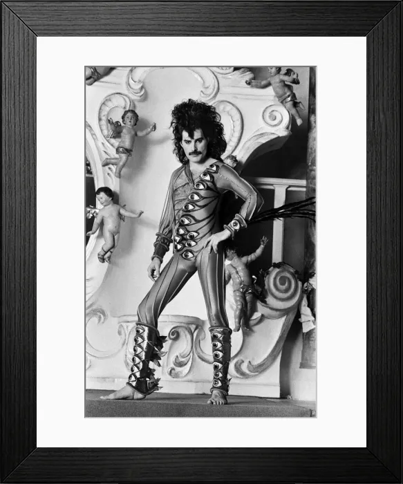 Framed Print : British Rock group Queen making a video for their latest single Framed Print : British Rock group Queen making a video for their latest single