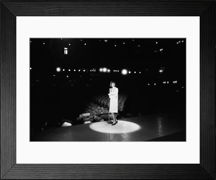 Framed Print : Cilla Black, at the London Palladium. 8th May 1964 Framed Print : Cilla Black, at the London Palladium. 8th May 1964