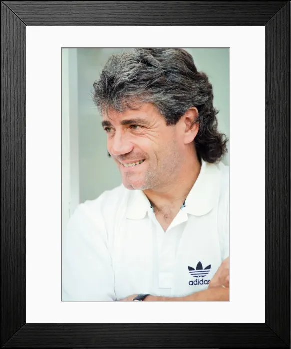 Framed Print : Newcastle 3-0 Coventry, premier league match at St James Park, Saturday 19th August 1995 Framed Print : Newcastle 3-0 Coventry, premier league match at St James Park, Saturday 19th August 1995