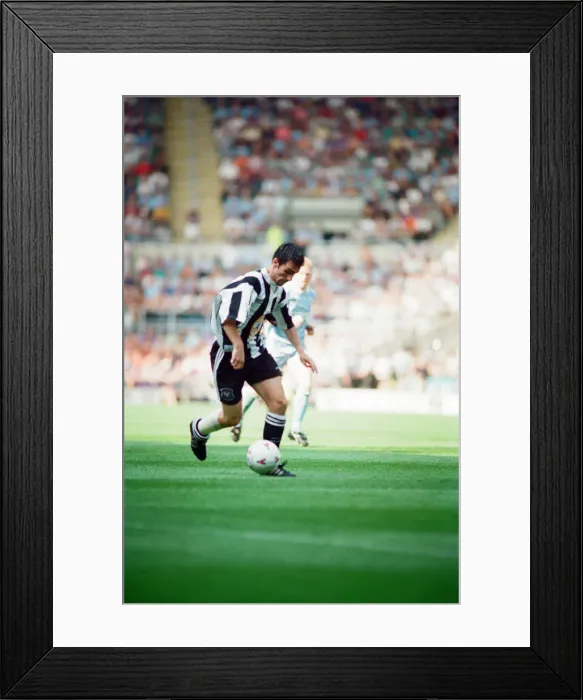 Framed Print : Newcastle 3-0 Coventry, premier league match at St James Park, Saturday 19th August 1995 Framed Print : Newcastle 3-0 Coventry, premier league match at St James Park, Saturday 19th August 1995