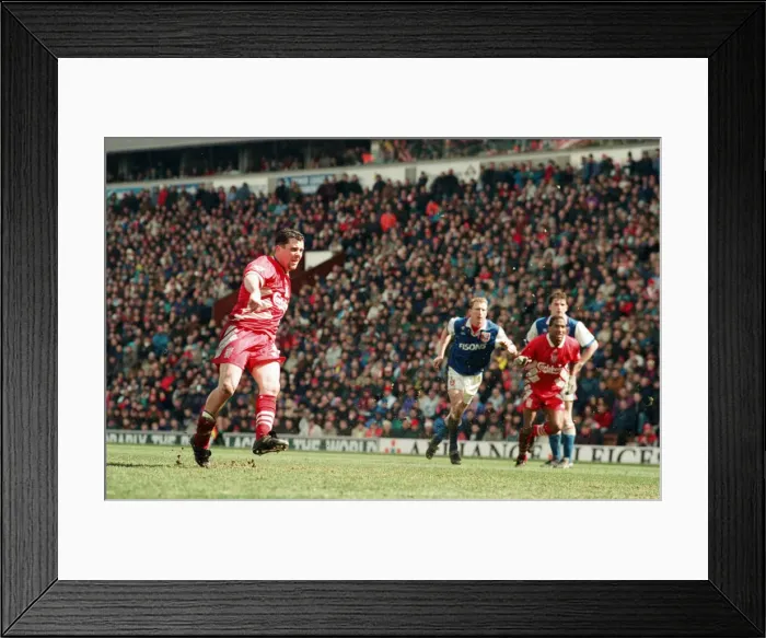 Framed Print : Liverpool v Ipswich Town, final score 1-0 to Liverpool, Premier League