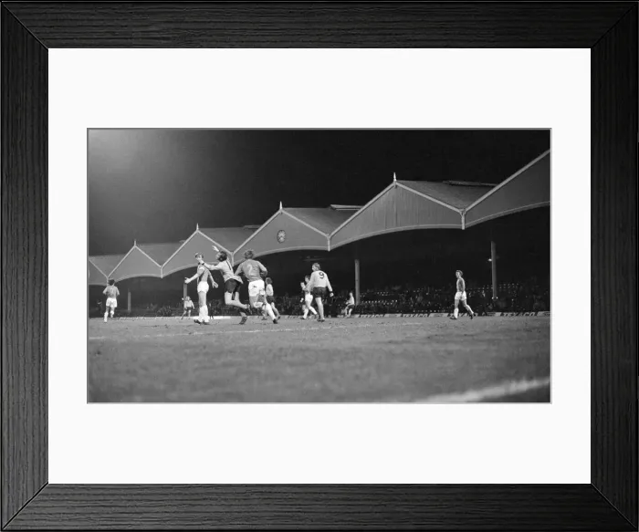 Framed Print : Wolves 4-1 Lokomotive Leipzig, UEFA Cup 2nd leg, match at Molineux Stadium Framed Print : Wolves 4-1 Lokomotive Leipzig, UEFA Cup 2nd leg, match at Molineux Stadium