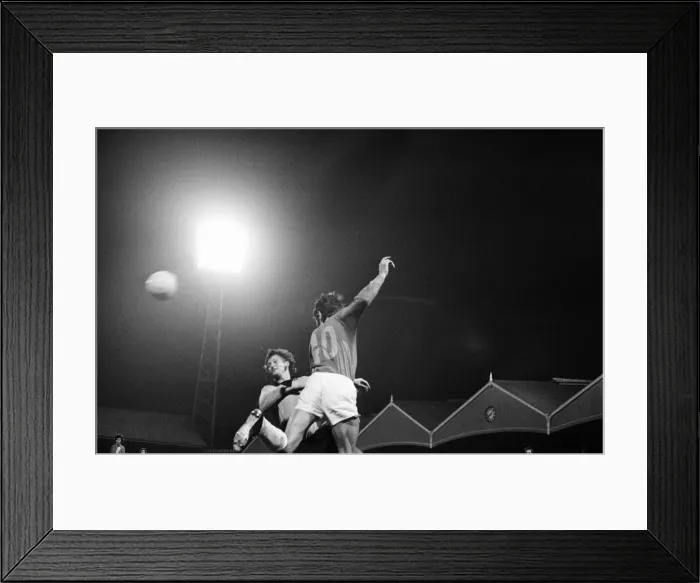 Framed Print : Wolves 4-1 Lokomotive Leipzig, UEFA Cup 2nd leg, match at Molineux Stadium Framed Print : Wolves 4-1 Lokomotive Leipzig, UEFA Cup 2nd leg, match at Molineux Stadium