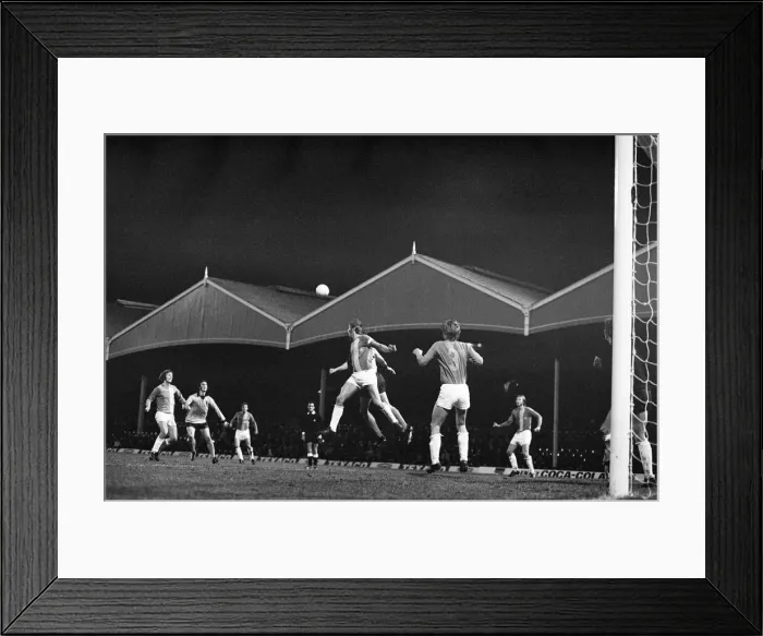Framed Print : Wolves 4-1 Lokomotive Leipzig, UEFA Cup 2nd leg, match at Molineux Stadium Framed Print : Wolves 4-1 Lokomotive Leipzig, UEFA Cup 2nd leg, match at Molineux Stadium