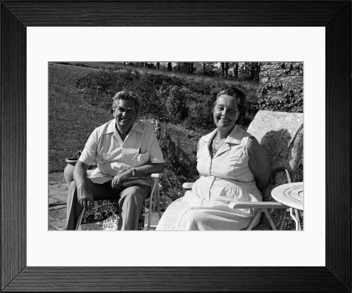 Framed Print : Denis Healey in the garden at his home in Sussex with his wife Edna. 30th May 1985 Framed Print : Denis Healey in the garden at his home in Sussex with his wife Edna. 30th May 1985