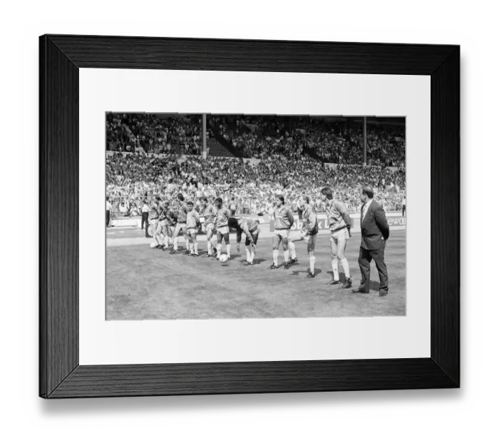 Framed Print : Everton 1-0 Coventry, Charity Shield football match at Wembley Stadium, London Framed Print : Everton 1-0 Coventry, Charity Shield football match at Wembley Stadium, London