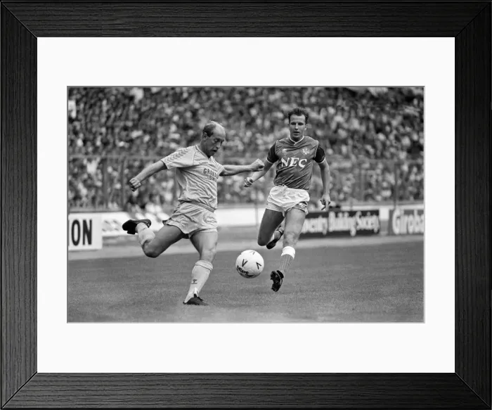 Framed Print : Everton 1-0 Coventry, Charity Shield football match at Wembley Stadium, London Framed Print : Everton 1-0 Coventry, Charity Shield football match at Wembley Stadium, London