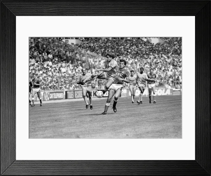Framed Print : Everton 1-0 Coventry, Charity Shield football match at Wembley Stadium, London Framed Print : Everton 1-0 Coventry, Charity Shield football match at Wembley Stadium, London