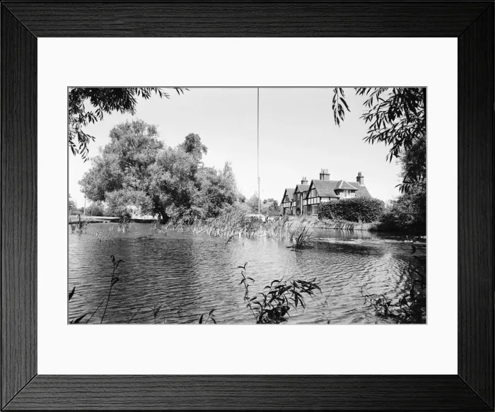 Framed Print : Village of Sherfield on Loddon, North Hampshire, August 1980 Framed Print : Village of Sherfield on Loddon, North Hampshire, August 1980