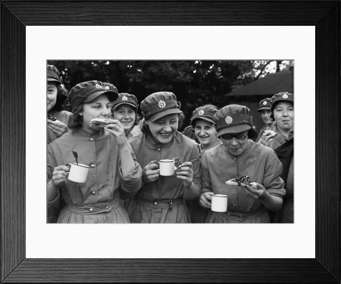 Framed Print : New W. A. T. S. recruits at the Cowshot Manor Camp Brookwood Framed Print : New W. A. T. S. recruits at the Cowshot Manor Camp Brookwood