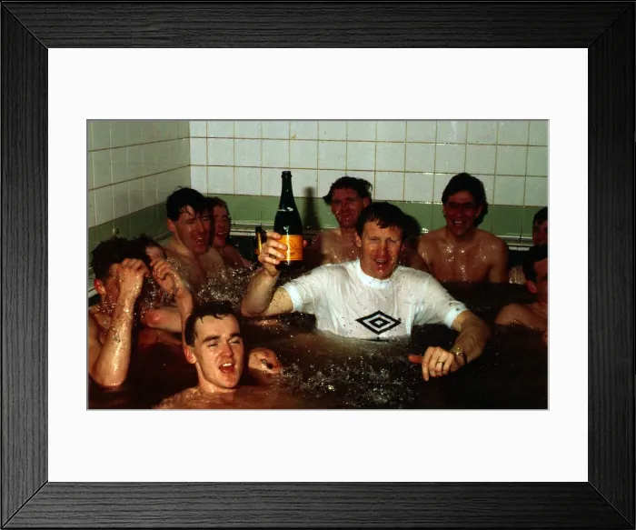 Framed Print : Billy McNeill in team-bath with players April 1988 Framed Print : Billy McNeill in team-bath with players April 1988