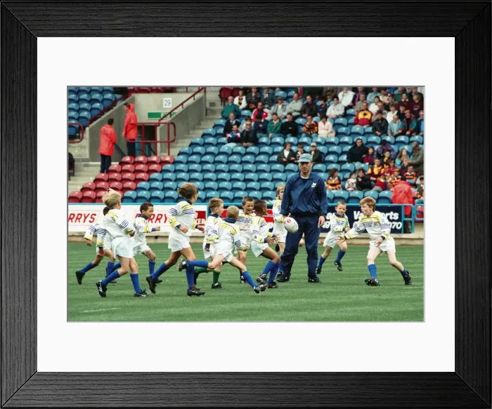 Framed Print : The first Huddersfield Giants home game at McAlpine stadium. Moldgreen Juniors Framed Print : The first Huddersfield Giants home game at McAlpine stadium. Moldgreen Juniors
