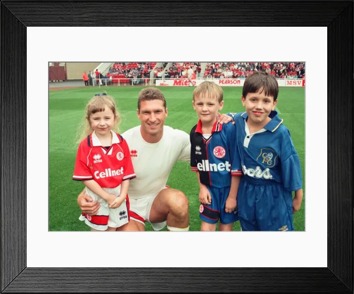Framed Print : Chelsea 2 - 0 Middlesbrough, Premier League match held at the Cellnet Stadium Framed Print : Chelsea 2 - 0 Middlesbrough, Premier League match held at the Cellnet Stadium