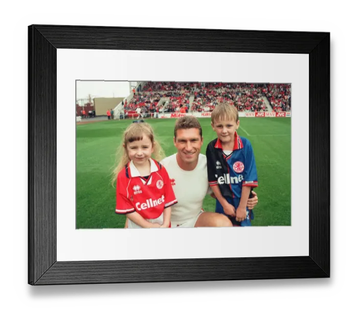 Framed Print : Chelsea 2 - 0 Middlesbrough, Premier League match held at the Cellnet Stadium Framed Print : Chelsea 2 - 0 Middlesbrough, Premier League match held at the Cellnet Stadium