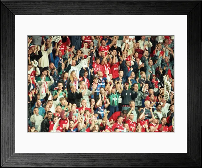 Framed Print : Chelsea 2 - 0 Middlesbrough, Premier League match held at the Cellnet Stadium