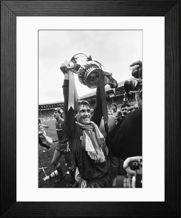 Framed Print : FA Cup Final at Wembley Stadium, London, Liverpool 3 v Everton 1 Framed Print : FA Cup Final at Wembley Stadium, London, Liverpool 3 v Everton 1