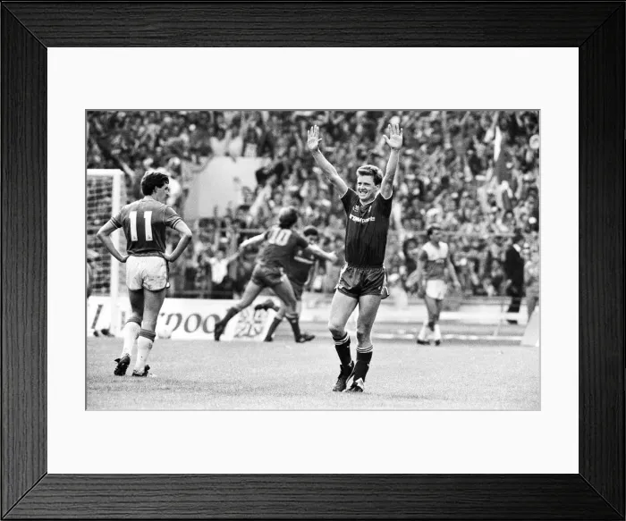 Framed Print : FA Cup Final at Wembley Stadium, London. Liverpool 3 v Everton 1 Framed Print : FA Cup Final at Wembley Stadium, London. Liverpool 3 v Everton 1