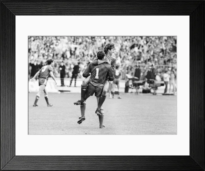 Framed Print : Liverpool 3-1 Everton, FA Cup Final, Wembley Stadium, London, Saturday 10th May 1986 Framed Print : Liverpool 3-1 Everton, FA Cup Final, Wembley Stadium, London, Saturday 10th May 1986