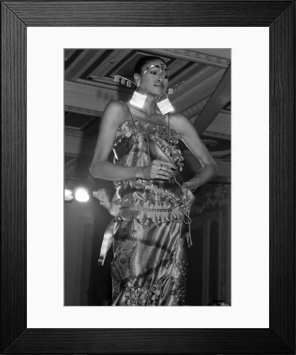 Framed Print : Zandra Rhodes Fashion Show, Olympia, London, October 1980 Framed Print : Zandra Rhodes Fashion Show, Olympia, London, October 1980