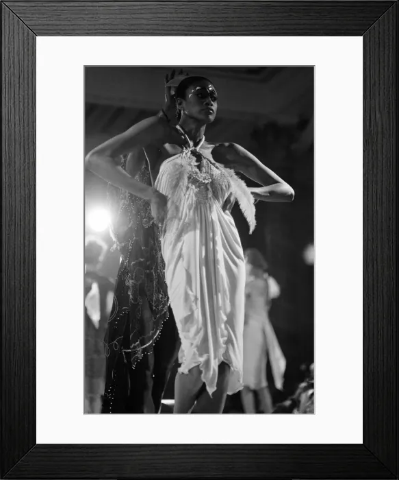 Framed Print : Zandra Rhodes Fashion Show, Olympia, London, October 1980 Framed Print : Zandra Rhodes Fashion Show, Olympia, London, October 1980