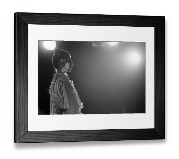 Framed Print : Zandra Rhodes Fashion Show, Olympia, London, October 1980 Framed Print : Zandra Rhodes Fashion Show, Olympia, London, October 1980
