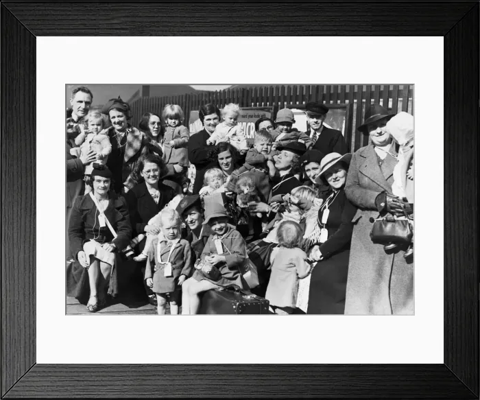 Framed Print : The Right Spirit - This was a really happy party of Percy Main mothers Framed Print : The Right Spirit - This was a really happy party of Percy Main mothers