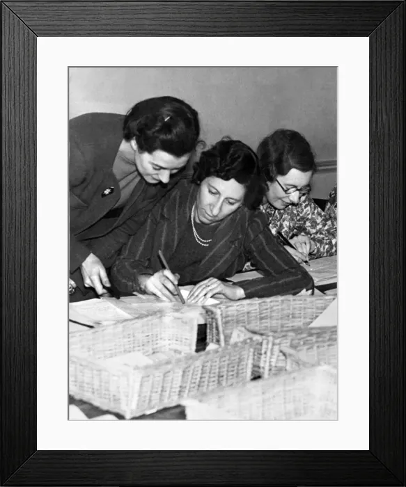 Framed Print : Voluntary workers at the Food Control Centre, Newcastle. 14th October 1939 Framed Print : Voluntary workers at the Food Control Centre, Newcastle. 14th October 1939