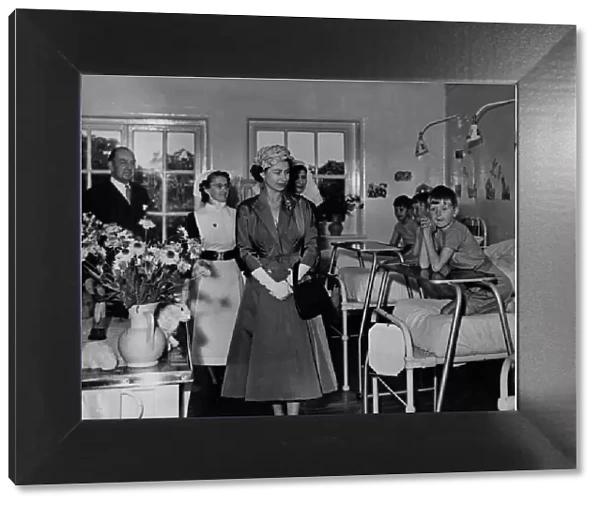 Queen Elizabeth II visits The Childrens Ward at Chester Royal Infirmary