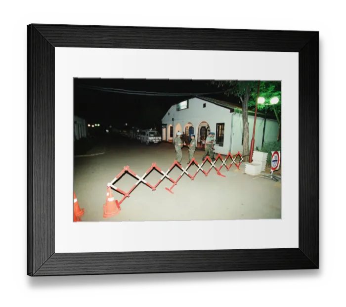 Framed Print : Sally Becker, British Aid Worker pictured August 1993. Returns to Mostar