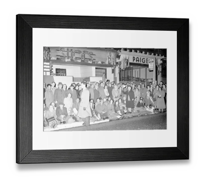 Framed Print : Queen Elizabeth II Coronation June 1953 People secure their place along the route