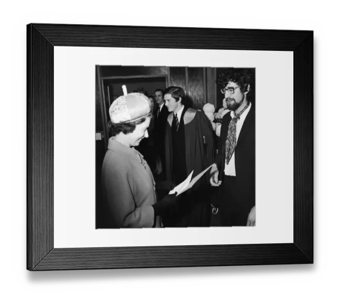 Framed Print : Queen Elizabeth II meets Piers Corbyn. The Queen