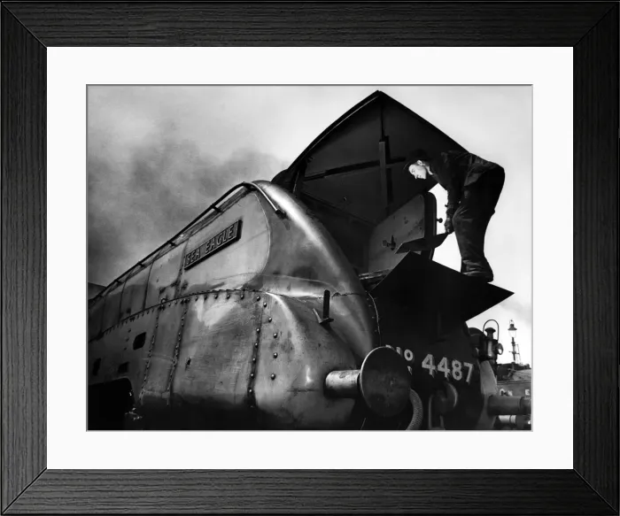 Framed Print : LNER Sheds at Kings Cross - Cleaning giant locomotives Framed Print : LNER Sheds at Kings Cross - Cleaning giant locomotives
