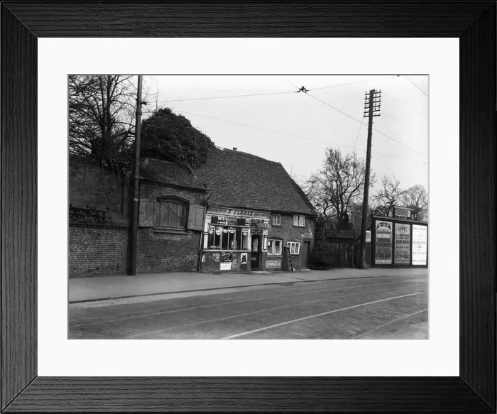 Framed Print : Hillingdon village, shop near Cedars 1932 Framed Print : Hillingdon village, shop near Cedars 1932