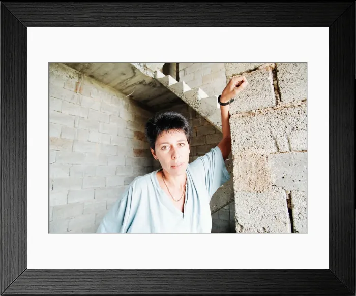 Framed Print : Sally Becker, British Aid Worker pictured August 1993. Returns to Mostar Framed Print : Sally Becker, British Aid Worker pictured August 1993. Returns to Mostar