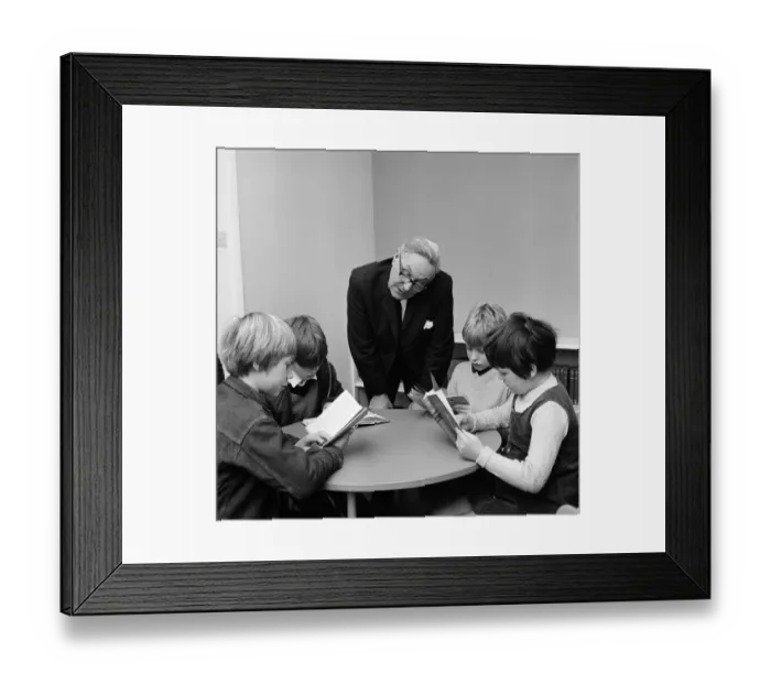 Framed Print : Tilery Primary School, Stockton-on-Tees, new school special. 1971