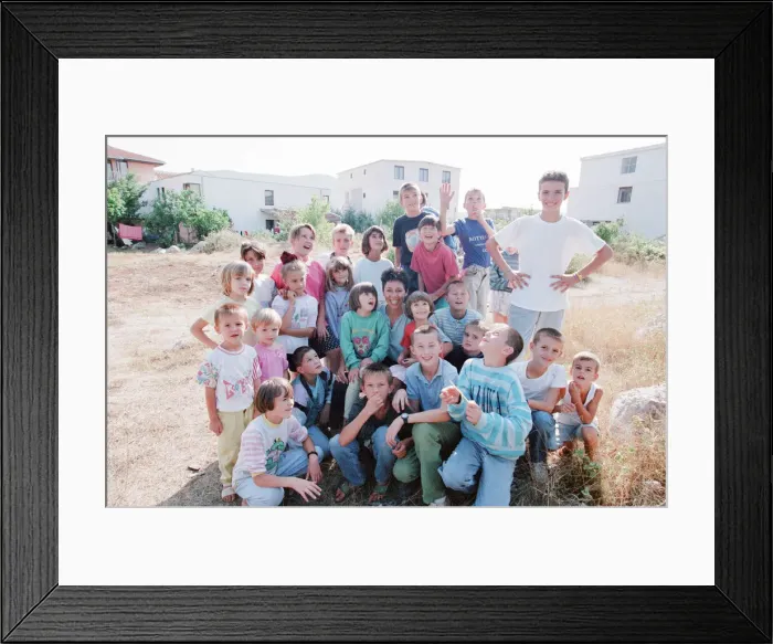 Framed Print : Sally Becker, British Aid Worker pictured August 1993. Returns to Mostar Framed Print : Sally Becker, British Aid Worker pictured August 1993. Returns to Mostar