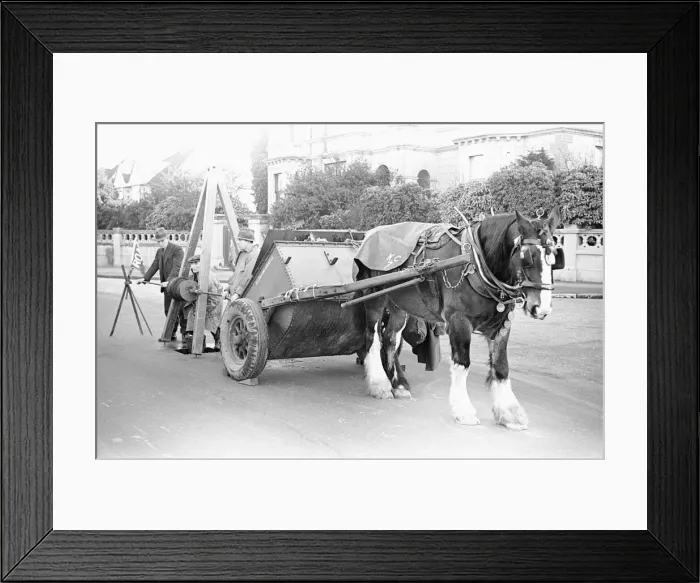 Framed Print : Kingston Council workers seen here repairing a manhole. January 1939 Framed Print : Kingston Council workers seen here repairing a manhole. January 1939