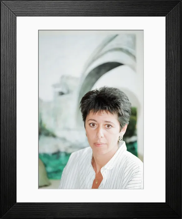 Framed Print : Sally Becker, British Aid Worker and Heroine, pictured at home in Hove, Sussex