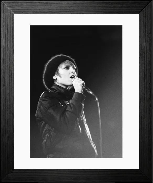 Framed Print : Pat Benatar, singer, pictured in concert at The Hexagon, Reading, October 1980 Framed Print : Pat Benatar, singer, pictured in concert at The Hexagon, Reading, October 1980