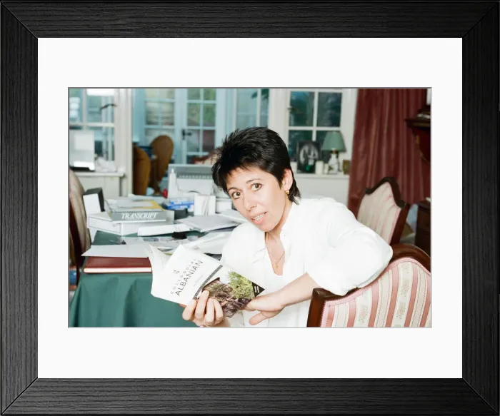 Framed Print : Sally Becker, British Aid Worker and Heroine, pictured at home in Hove, Sussex
