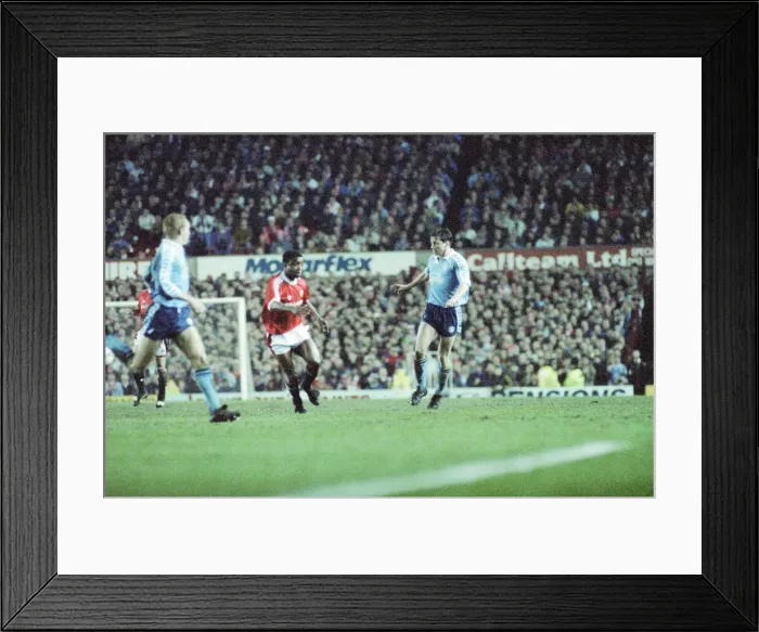 Framed Print : Man United 2-1 Middlesbrough, League Cup match at Old Trafford, Wednesday 11th March 1992 Framed Print : Man United 2-1 Middlesbrough, League Cup match at Old Trafford, Wednesday 11th March 1992