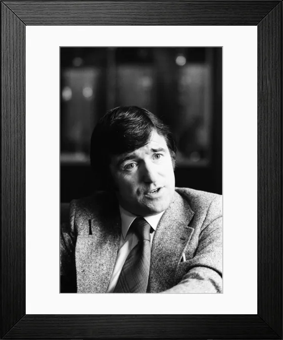 Framed Print : Terry Venables - Crystal Palace football manager pictured for The Daily Mirror Framed Print : Terry Venables - Crystal Palace football manager pictured for The Daily Mirror