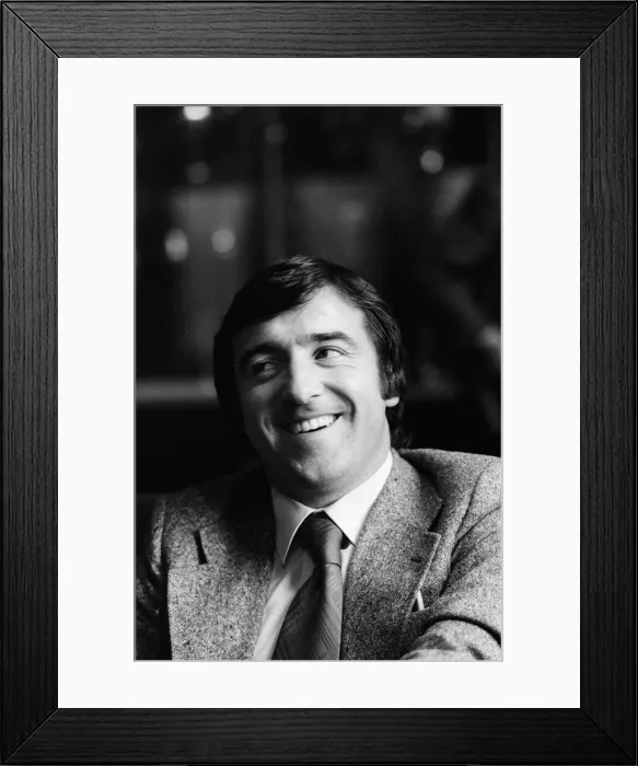 Framed Print : Terry Venables - Crystal Palace football manager pictured for The Daily Mirror