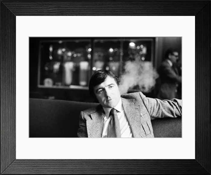Framed Print : Terry Venables - Crystal Palace football manager pictured for The Daily Mirror