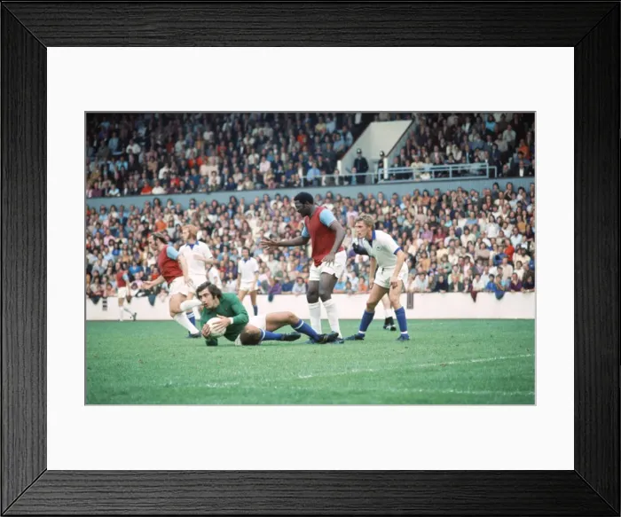 Framed Print : English League Division One match at Upton Park. West Ham United 5 v Leicester City Framed Print : English League Division One match at Upton Park. West Ham United 5 v Leicester City