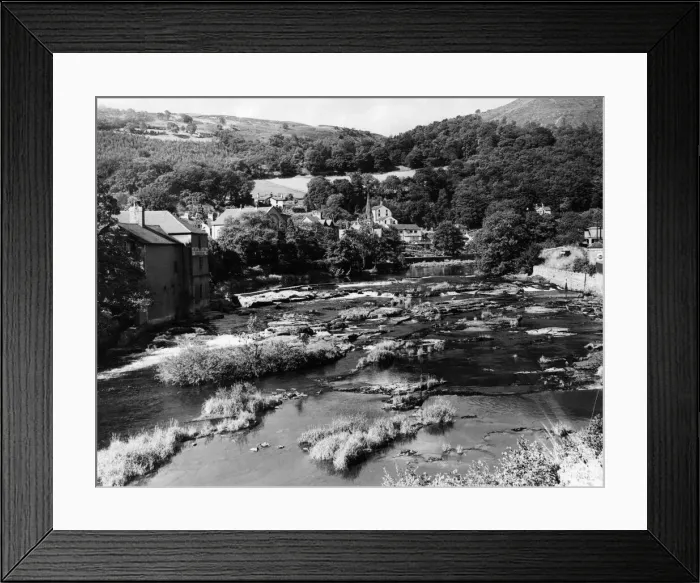 Framed Print : General view showing the River Dee as it meanders through the hill girdled town of