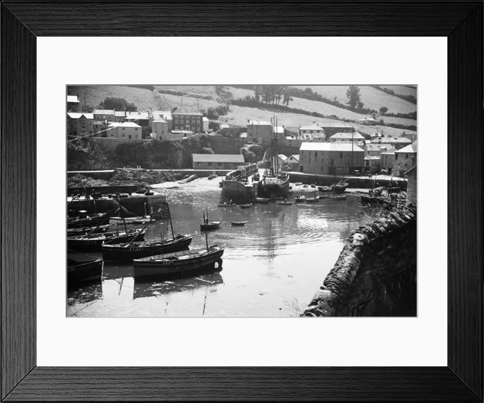 Framed Print : Fishing boats in the inner harbour, Mevagissey July 1939 Framed Print : Fishing boats in the inner harbour, Mevagissey July 1939