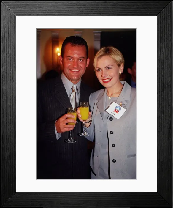 Framed Print : Paul Burrell and Lisa Potts May 1999 at the Mirror Pride of Britain Awards 1999