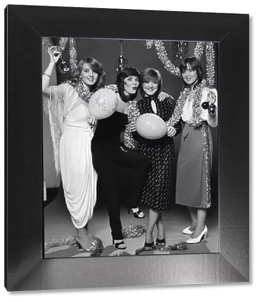 The Nolan Sisters left to right : Linda Nolan, Maureen Nolan
