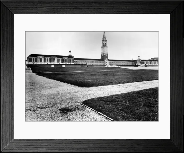 Framed Print : Royal Hospital School, Holbrook, Suffolk, England, 8th February 1933 Framed Print : Royal Hospital School, Holbrook, Suffolk, England, 8th February 1933